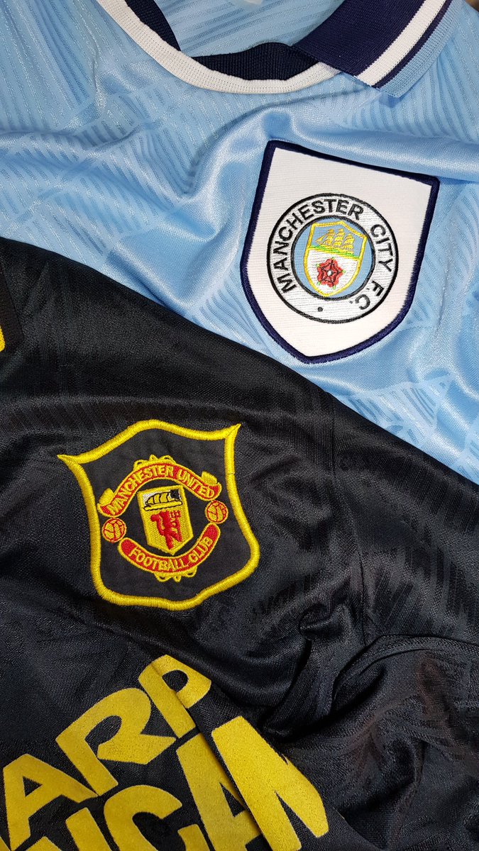 futclassicsbr's tweet photo. Hoje tem derby de Manchester.

Confira essas relíquias de 30 anos e outras no nosso site ⬇️

https://t.co/vRwF0tKh9Y https://t.co/vD9cCb1uSC