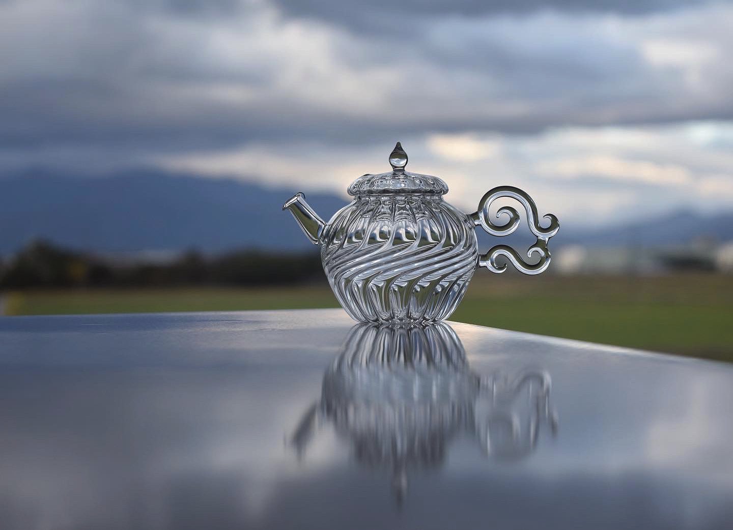 glass atelier えむに 月色の急須