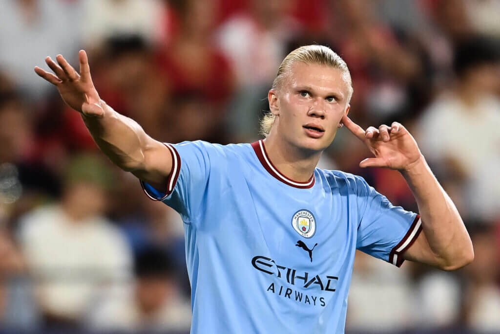 UTSources's tweet photo. If Haaland 🇳🇴 scores today I’ll give someone who likes this tweet 5900 FIFA points ✅

Drop a follow for DM! https://t.co/KEAgmjhQHR
