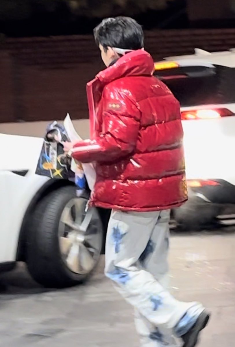 끼야아아아아아앜 
오랜만에 봐서 더 조앗어🥹 내가 준 슬로건 꺼내봣구나ㅠㅁㅠ💓