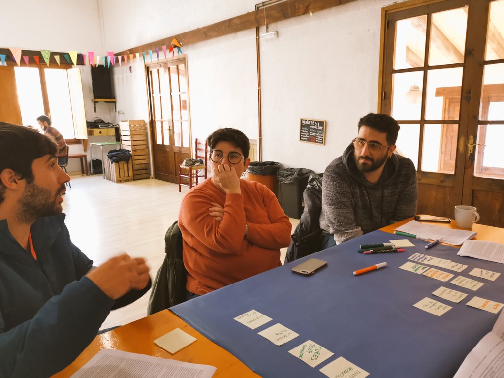pol_lenedicions's tweet image. XARXA A l'assemblea de @CoopCatCentral als Caus de Mura com a Pol·len i @cardantcultura @XESSOsona #FutursImpossibles #Escenaris