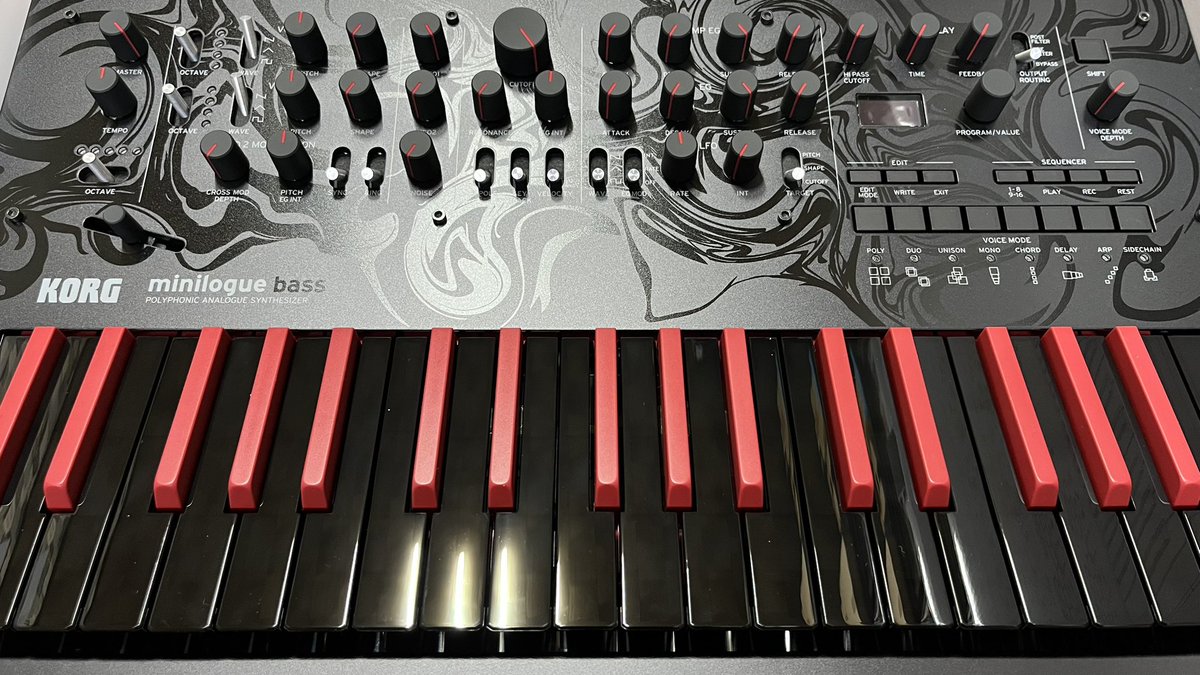 msxmax's tweet image. KORG minilogue bass 왔다! 😄🎹