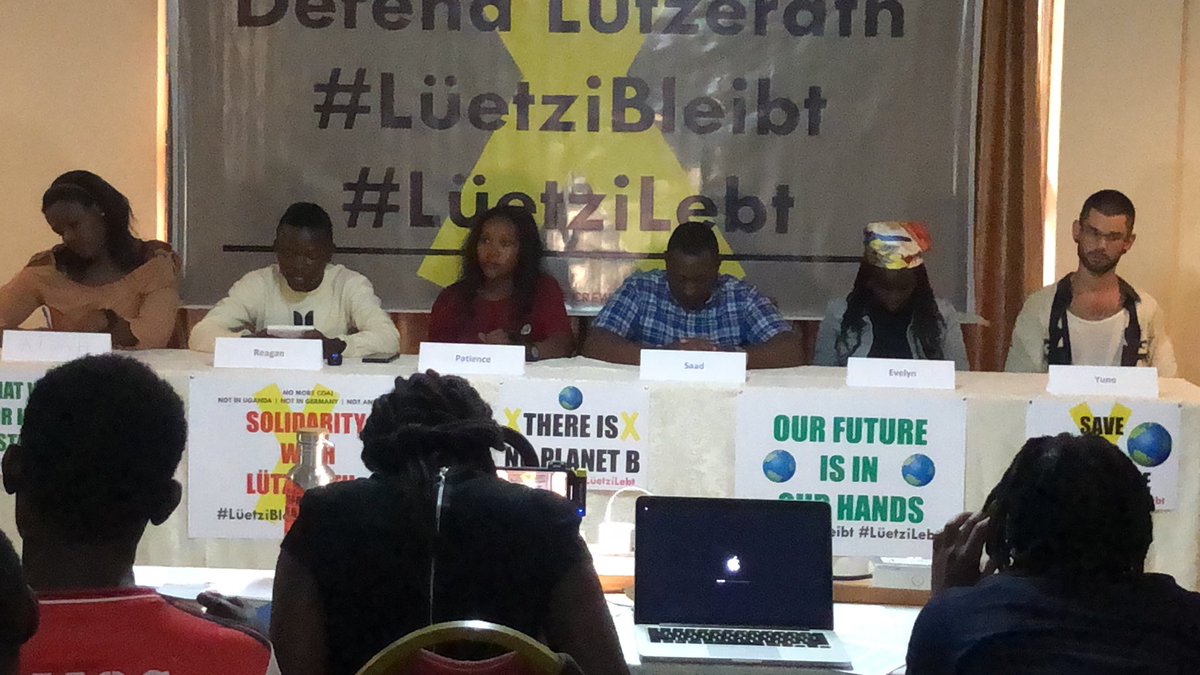 There should be no more coal, b’se it should be kept under the ground.

Sincere solidarity with our friends in Luitzerath.
#LüetziBleibt #LüetziLebt