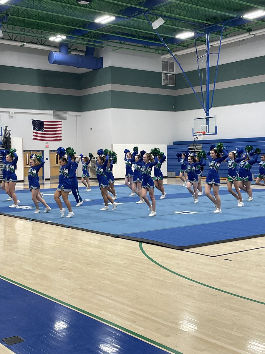 BonitaSpringsHS's tweet photo. Your Bull Shark cheerleaders competed in the Shark Tank Showdown yesterday! Way to bring the energy! #bullsharks #competitivecheerleading #cheerleading https://t.co/SidtqriQXd