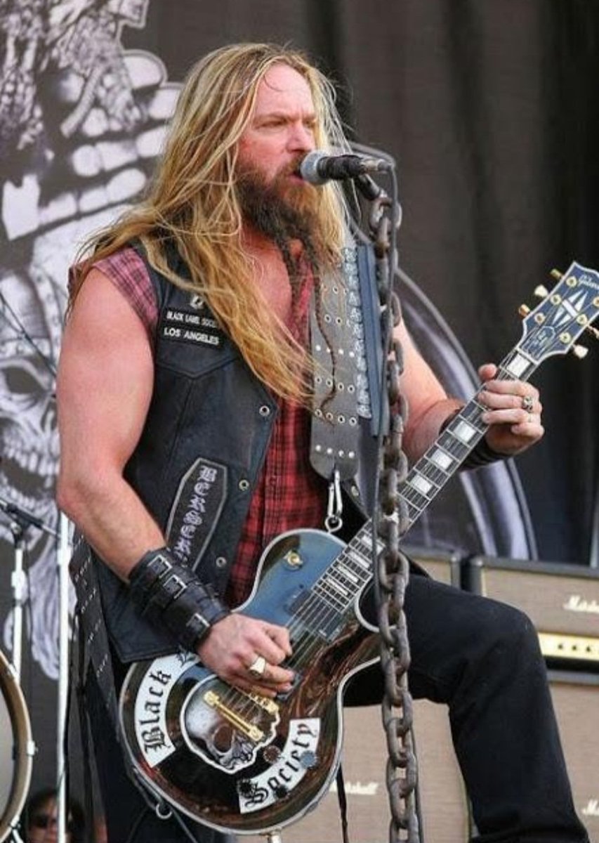 HeavyMetal_999's tweet photo. Zakk Wylde was born on January 14, 1967 in Bayonne, New Jersey, United States.  Also known as "The Beast", he is an influential Heavy metal guitarist-musician, known mainly for having been a guitarist for Ozzy Osbourne's band from 1987 to 2010. https://t.co/rmQC7Th31s