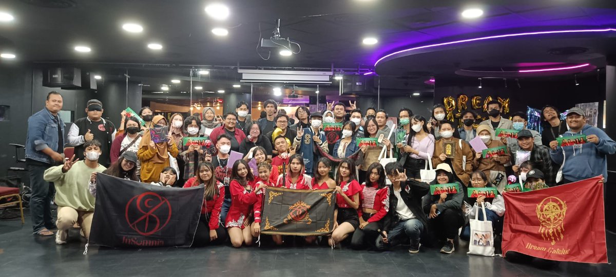 Dreamcatcher7ID's tweet photo. Terima kasih untuk teman-teman InSomnia yang sudah hadir meramaikan Dreamcatcher 6th Anniversary Gathering by Dreamcatcher7ID 🥳

Kalian luar biasa 🥰🥰

#드림캐쳐 #Dreamcatcher #6YearsInADream #Happy_Dreamcatcher_Day @hf_dreamcatcher https://t.co/mEN13SLY0o