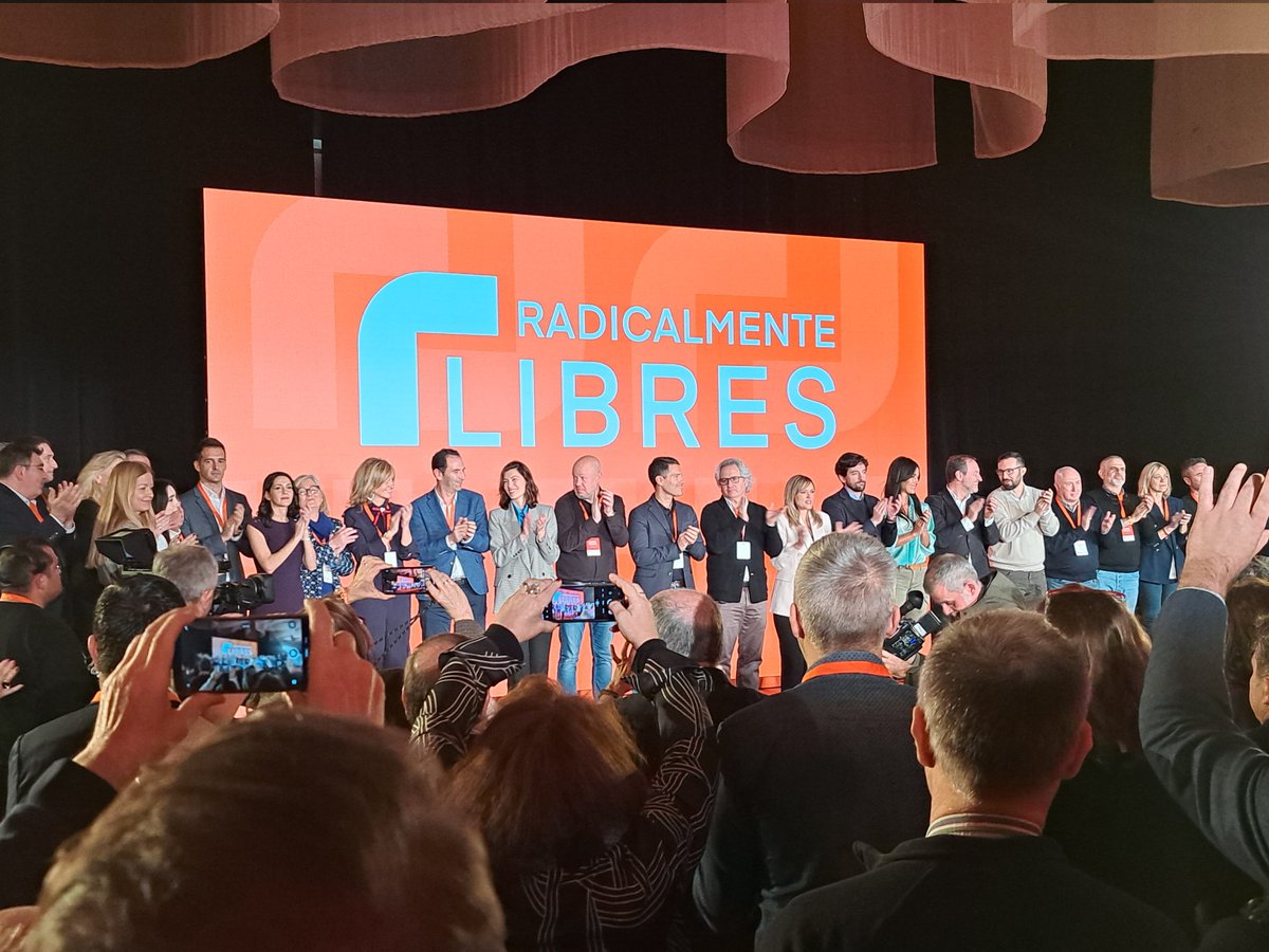 VI Asamblea General @CiudadanosCs . La nueva Ejecutiva toma el relevo. @CsGalicia @JcsGalicia @CsVigo