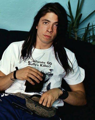 Happy 54 birthday to the legendary guitarist, drummer and singer Dave Grohl (Foo Fighters, Nirvana)! 