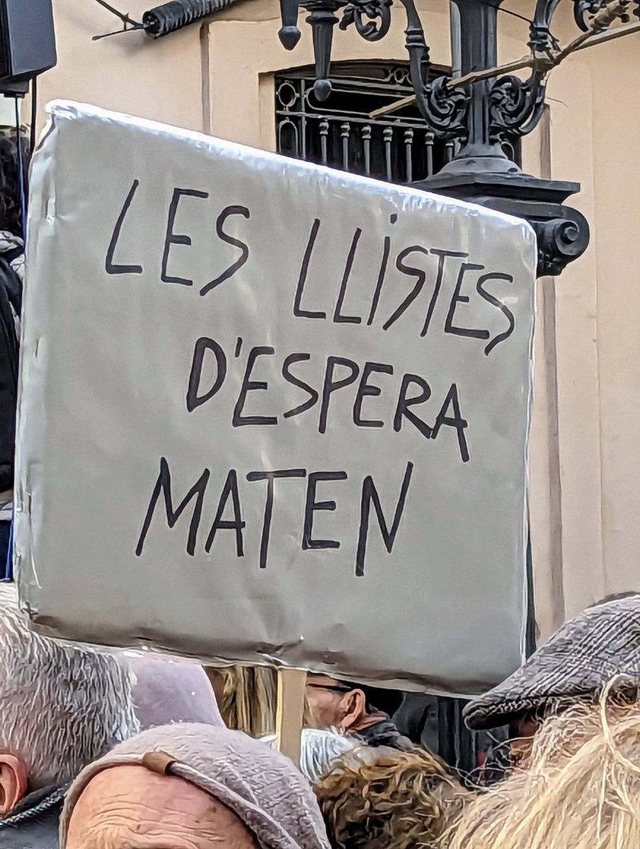 #Terrassa defensant la #SanitatPública.