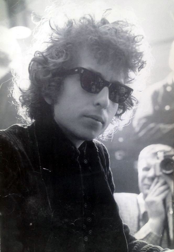 Bob41Dylan's tweet photo. "People seldom do what they believe in. They do what is convenient, then repent."

- Bob Dylan https://t.co/Lq56ARDjb4