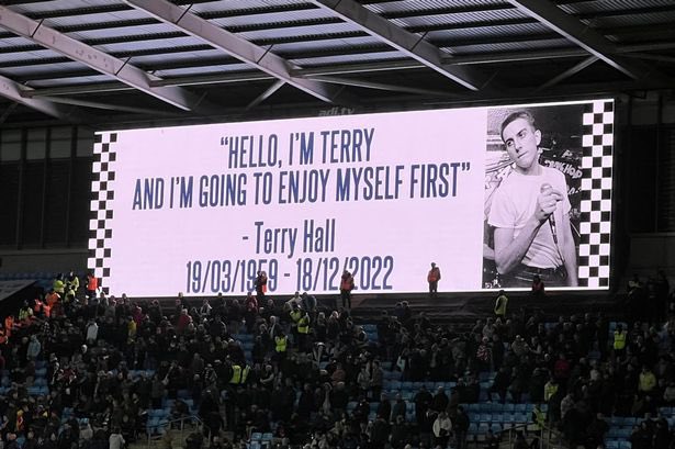 @mgh0406 @thespecials @funboythree He would indeed! A Utd can I gather rather than Coventry City who did a rather nice tribute before Xmas #stereounderground