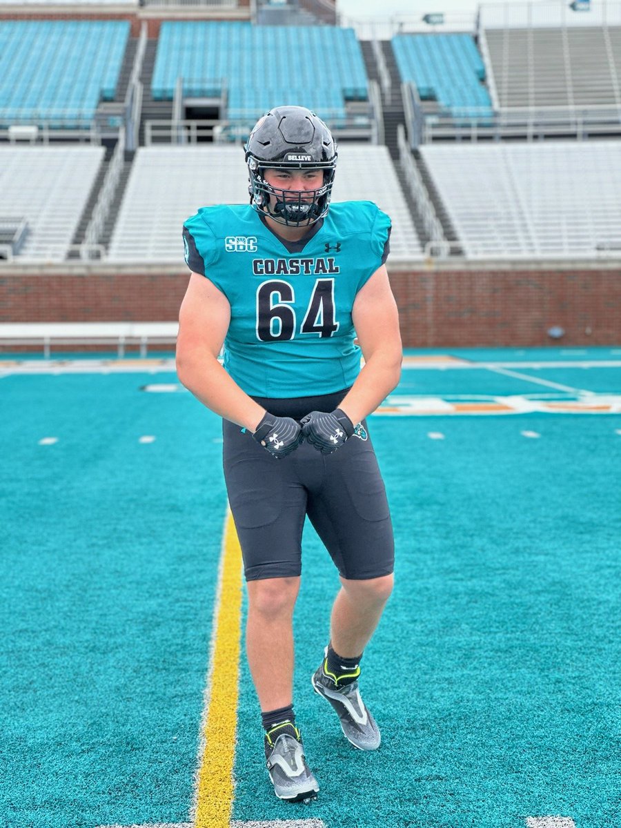 Niceville_FB's tweet photo. 2023 OT @JosephH_64, OFFICIAL VISIT at @CoastalFootball 

@247Sports @GHamilton_On3 @Rivals 
@SethSnwfdn @WEARDanShugart https://t.co/eXVy47lFYM