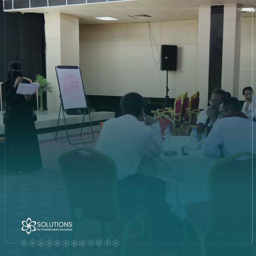 trisinitiative's tweet photo. ركزت المخرجات عمومًا على المشاكل الحساسة في القطاعات المذكورة سابقًا، لتكوين أهداف عامة؛ تمهد لصياغة مشاريع تهتم بإيجاد حلول جذرية، وكان ذلك من قبل أبناء المديرية والمختصين العاملين في نطاق المديرية وأبرز الحلول المقترحة،كانت في الجانب الزراعي🌳 والتي تمحورت في الآتي: https://t.co/aRzFBrLxCx