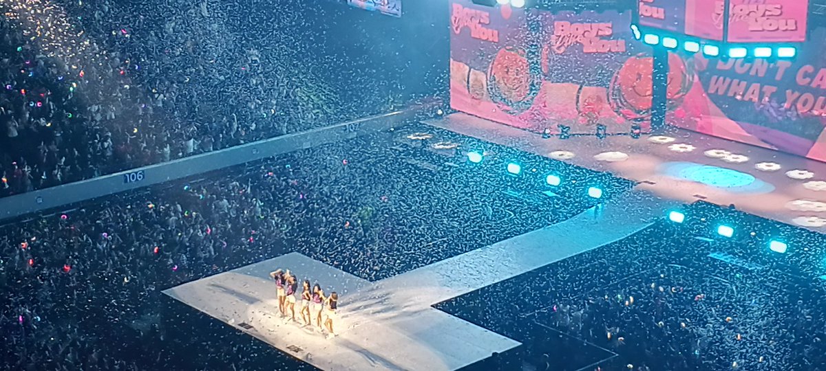 chewinggam_'s tweet photo. Seeing their goosebumps performances all throughout the concert firsthand for the first timr, I can confirm one thing; they really live up to their titles. Will always be proud to be part of this amazing fandom. I love you forevs ITZY. Midzy hanggang mamatay🥺🫶🏼
#ITZYinManila https://t.co/HGYBjEop4t