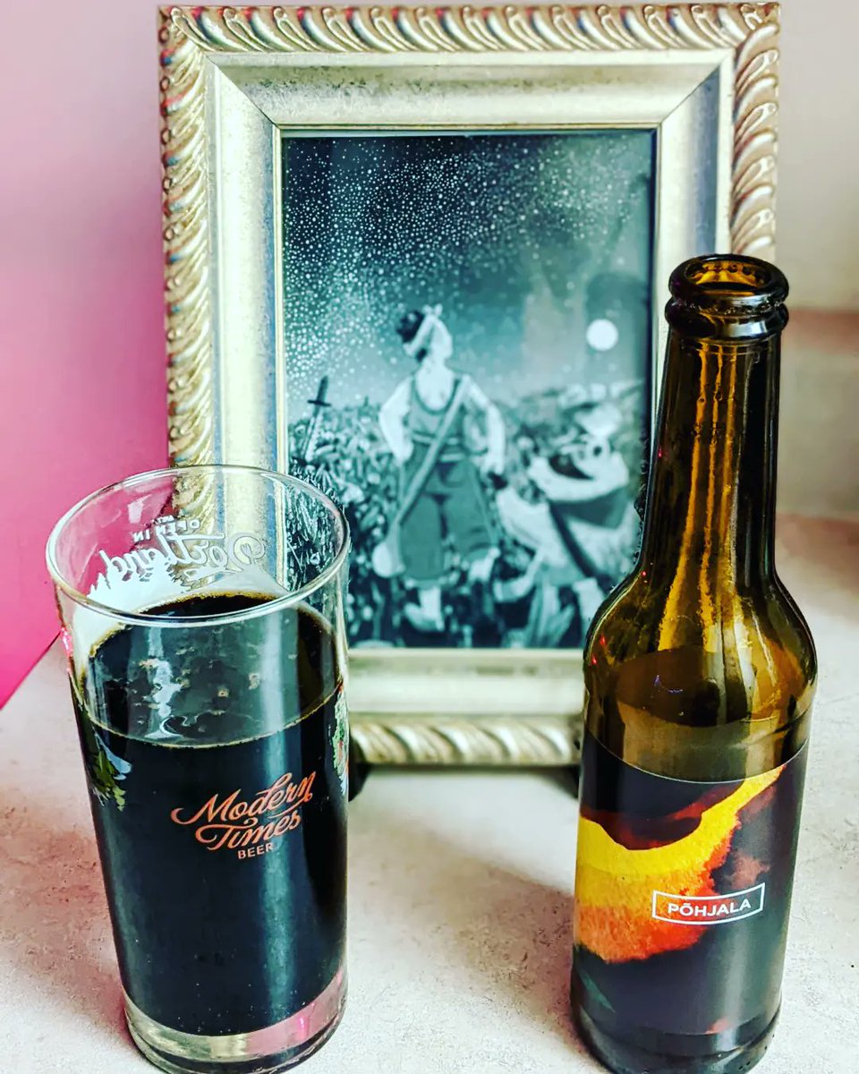 Sherblogsss's tweet photo. Bänger Imperial Stout, made with prunes & habanero chilies. Also, Marshmallow Island (Baltic Porter). What a great @pohjalabeer intro thanks to @longtablebeercafe! #CraftBeer #middletonwi #estonia https://t.co/cNKkORlGox