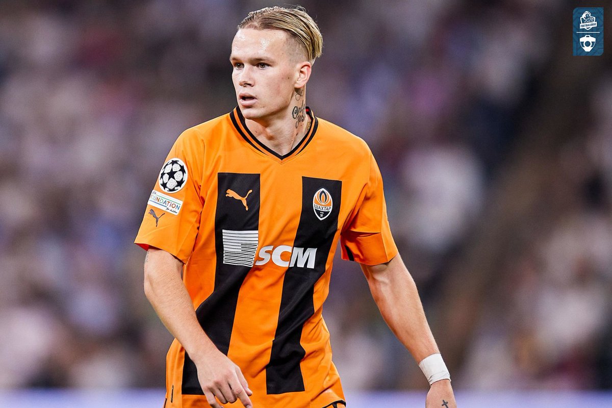 Footballogue's tweet photo. 🔴 Un ACCORD à hauteur de 100M€ a été trouvé entre Chelsea et le Shakhtar pour Mudryk !

Les Blues négocient désormais avec le joueur. 👀

(@FabrizioRomano) https://t.co/oIaiN7aGtQ