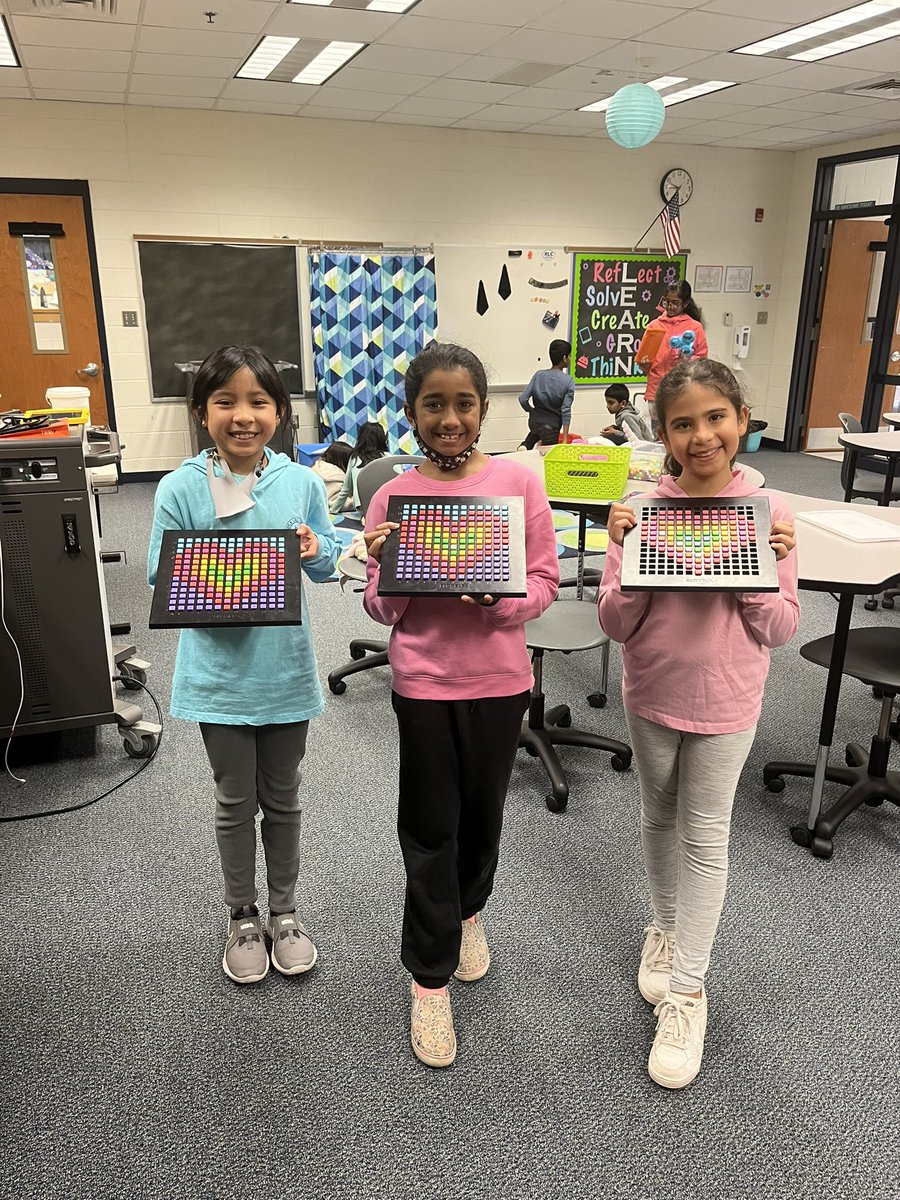 Cedemers's tweet photo. @demers3rdrlc @RLCPrincipal https://t.co/eZ3rXUtSMq