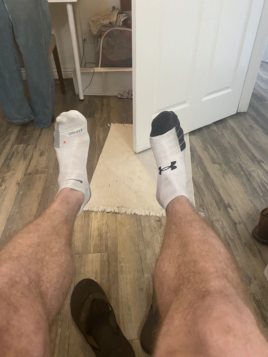 LAxxxMark on Twitter: "New POV foot video available on my OF! 🤙 http://onlyfans.com/laxxxmark"