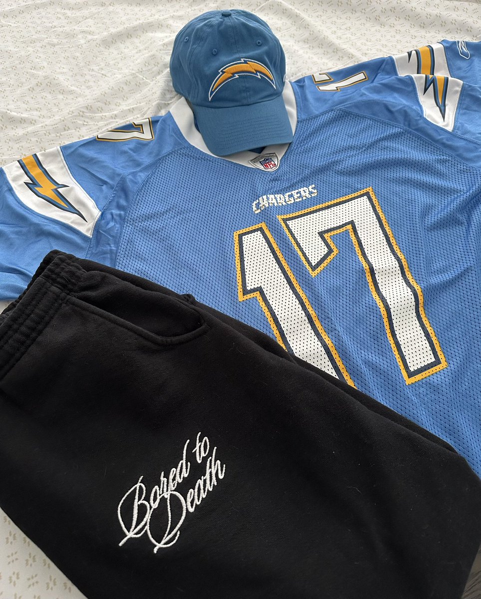 stew_eth's tweet image. Game day outfit #BoltUp