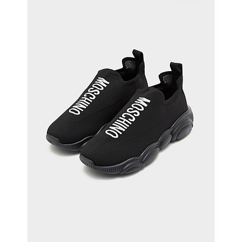ClobbrUK's tweet photo. Moschino Sock Logo Runner Trainers Black https://t.co/MDUwp7I3n7 https://t.co/p8Hi9UIndo