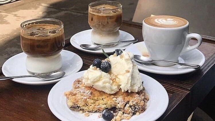 Cozy coffee dates 🌿