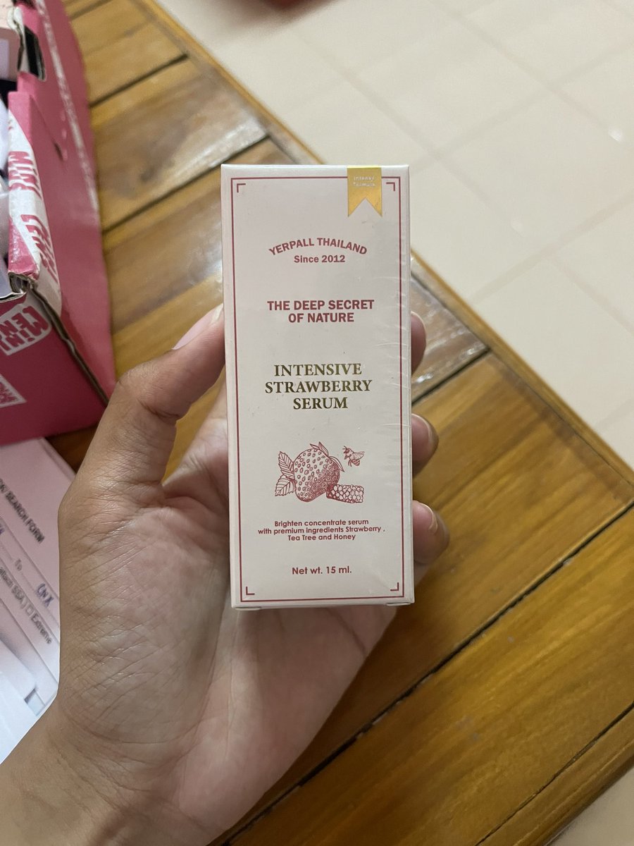 ssoopppppp's tweet photo. ส่งต่อ
- เซรั่มสตอ มือ1 ยังไม่แกะค่ะ ส่งต่อ200 งับ
- ส่งต่อคอนแทคเลนส์ ค่าสายตา-1.75 ค่ะ มีทั้งแบบใส่และแบบลายค่ะ ซื้อมาแพงมาก แต่ส่งต่อถูกๆไปเลยค่ะ ยังไงก็ไม่ใส่ มีตลับแถมให้ด้วย พอดีซื้อมาแล้วใส่ไม่เป็น ใส่แว่นต่อไปจ้า🥹 #yerpall #เซรั่มสตอ #ส่งต่อสกินแคร์ #คอนแทคเลนส์เกาหลี https://t.co/CnOys2F7sc