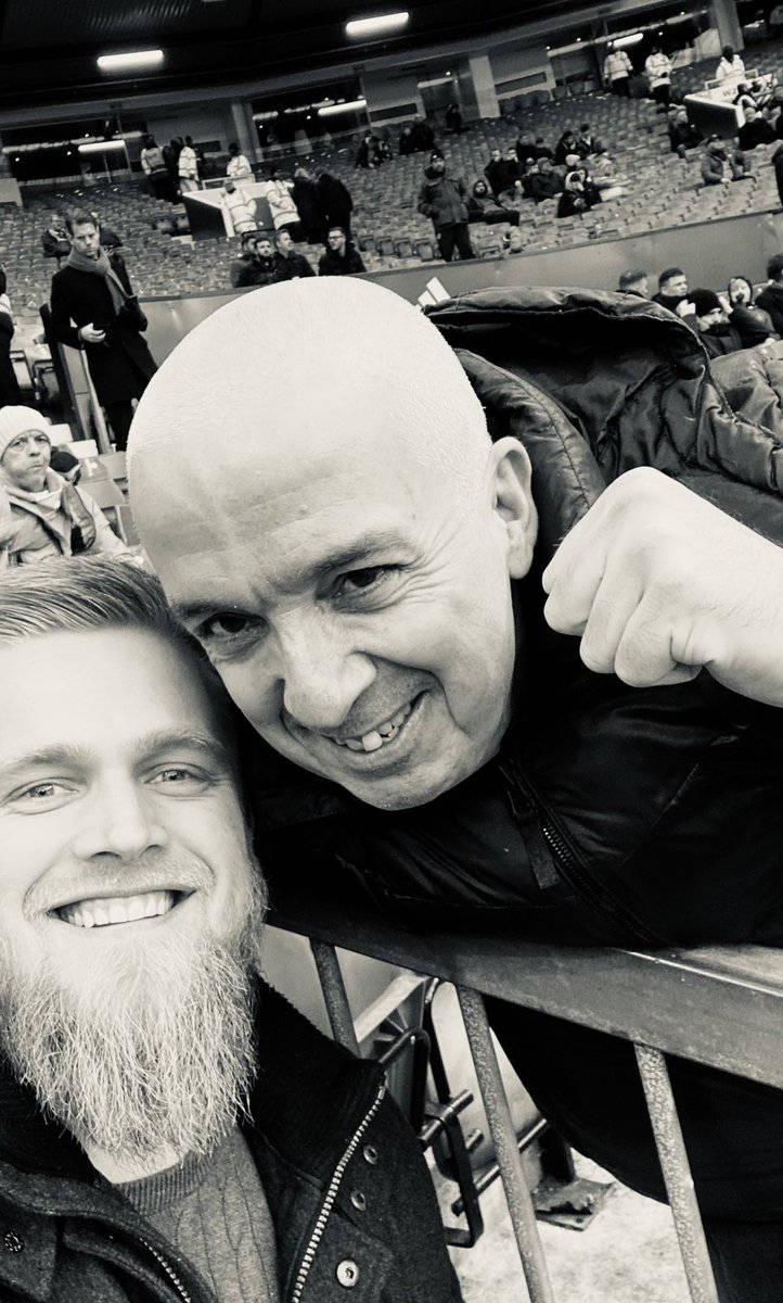 TorsteinReistad's tweet photo. @BPete1970 This selfie probably up there with the rest..! Thanks for taking your time, Pete! https://t.co/QA9AkW9ovX