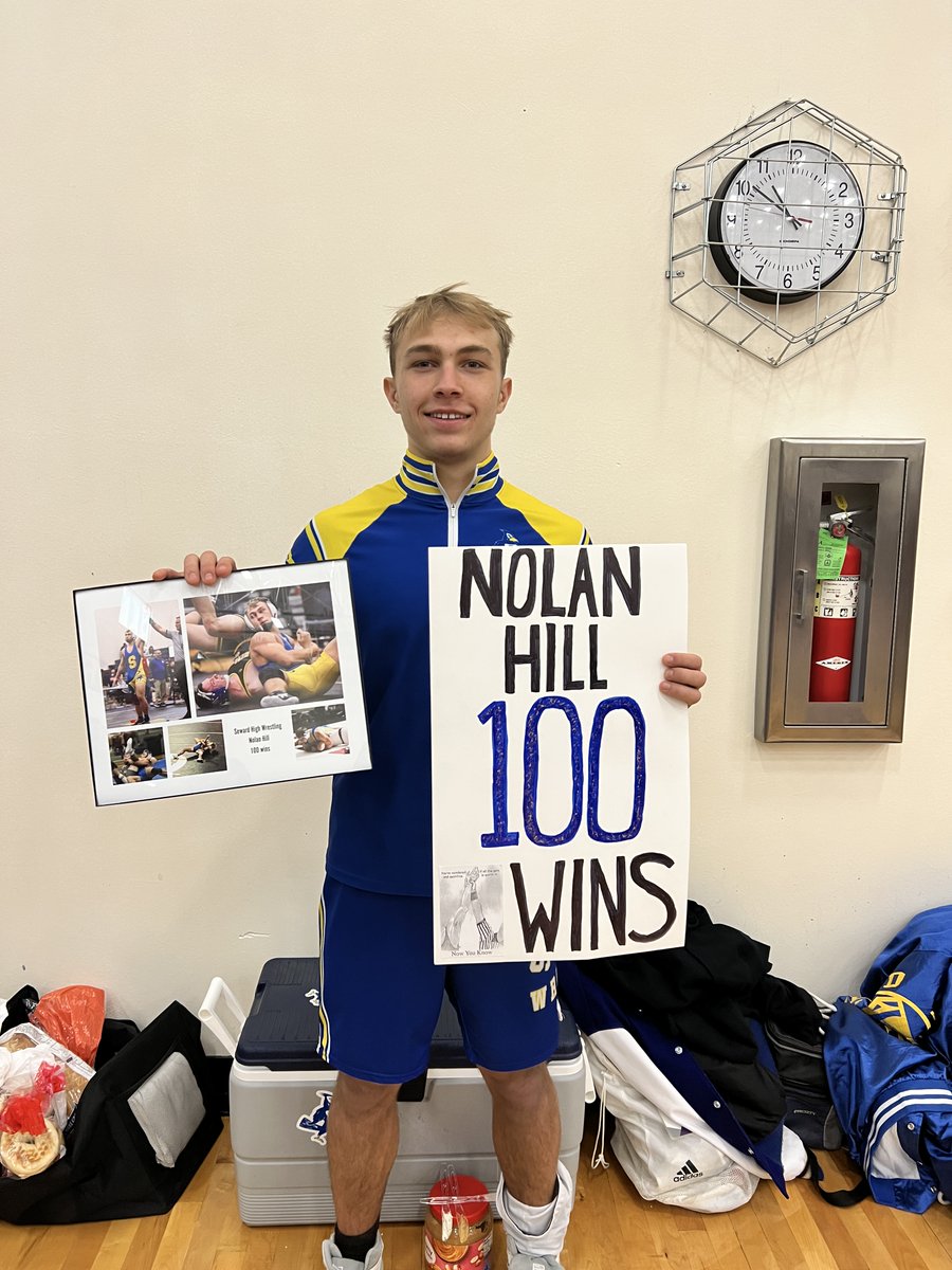 SewardBlueJays's tweet photo. #Sewardjays wrestler Nolan Hill records his 100th career varsity win! A champion on the mat and in the classroom! https://t.co/q9zt9UQigs