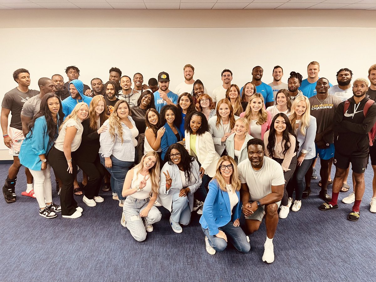 Sending our very best to our rookie partners  from the <a href="/Jaguars/">Jacksonville Jaguars</a> <a href="/chargers/">Los Angeles Chargers</a> and <a href="/dallascowboys/">Dallas Cowboys</a>. We’re always celebrating your WHO, but playoff time, you better believe we’re cheering for your DO👏👏👏👏