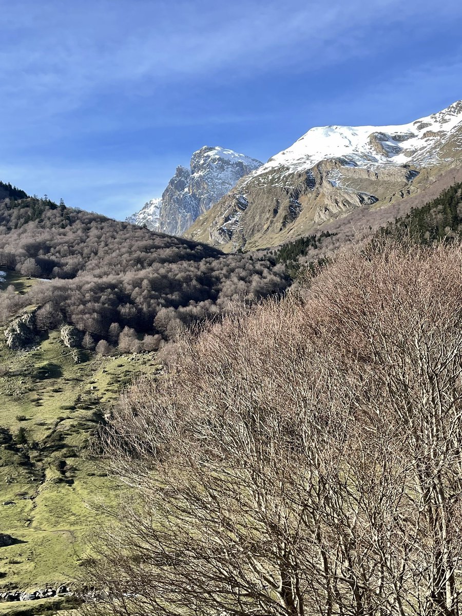 jrambaud's tweet photo. Pico Midi d’Ossau 2884 m #Pirineos #Pyrinees #Francia #Francia @pic_ossau @Meteo_Pyrenees https://t.co/7tV69AzGYM