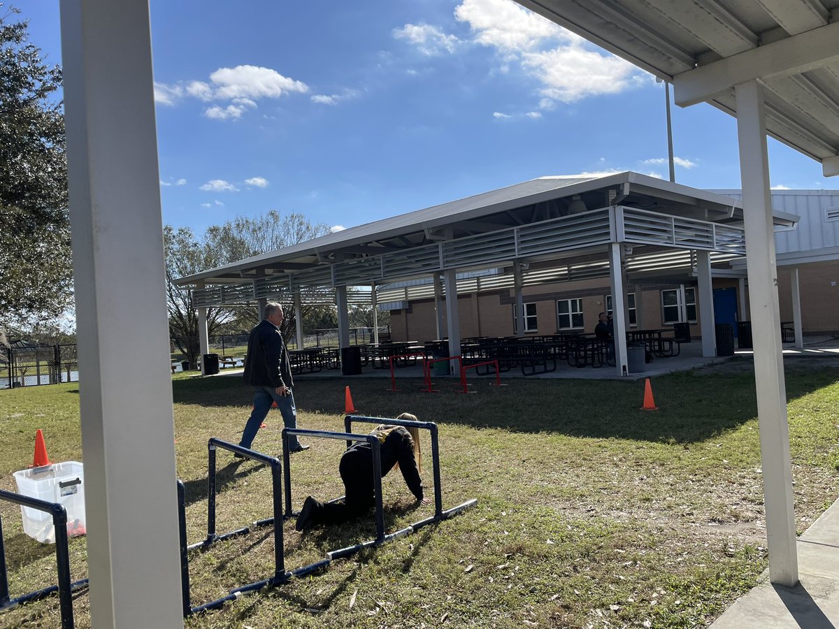 herzek_CCMHS's tweet photo. The Florida Public service association Regional Criminal Justice competition is underway! Let’s go Coyotes! @TheCoyoteWay 💚💛 https://t.co/Fwe3gYRV3q