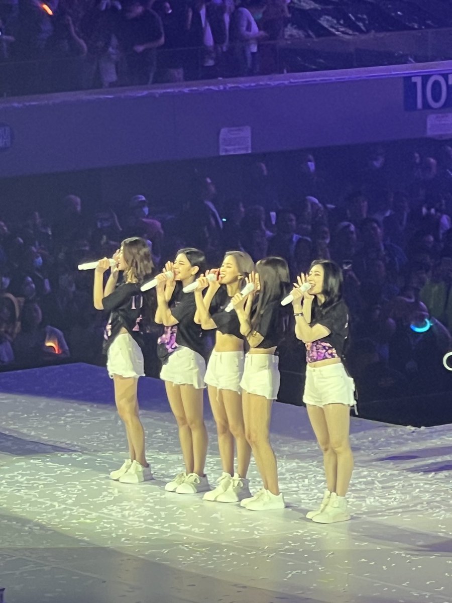 Not_Chae's tweet photo. Thank you @ITZYofficial i love youuu https://t.co/eu7HYK49ho