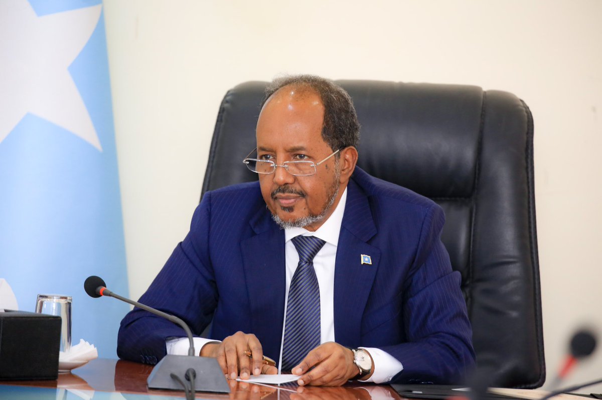 TheVillaSomalia's tweet photo. H.E. @HassanMohamud hosted today Ambassadors from EU member states with diplomatic missions in #Somalia. H.E acknowledged their critical role in the nation's developmental journey & assured them of the govt’s commitment to enhancing strategic ties in all areas of mutual interest. https://t.co/h60U8aDpue