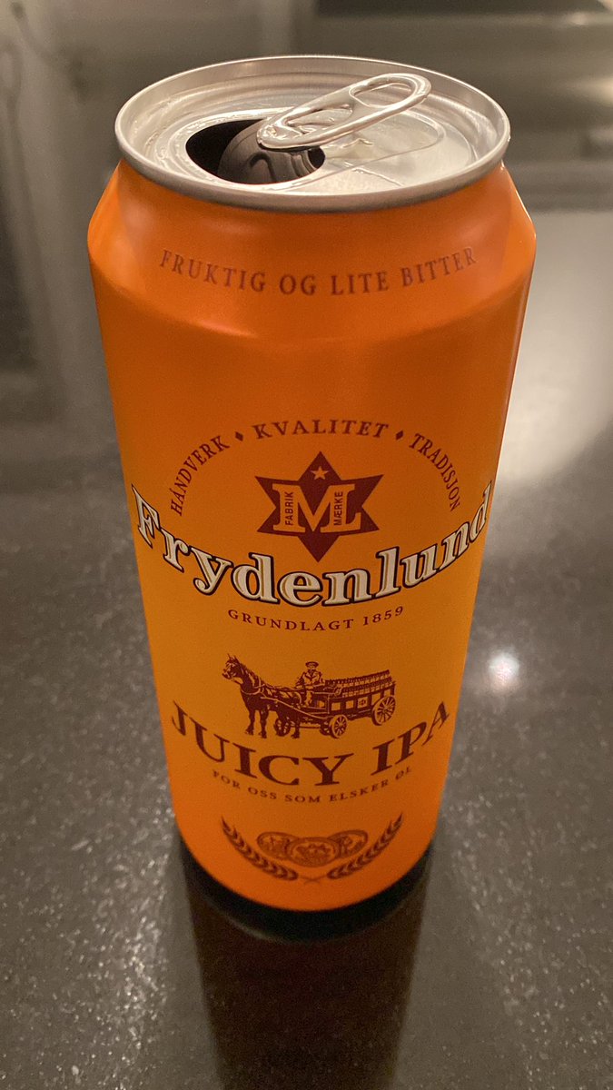 DebetSjef's tweet photo. Jeg har kuttet ut snop, snacks og junk for lengst, men iskald pils - det kutter jeg ALDRI❤️
#pils #nytelse #takknemlig https://t.co/qXYHDfzLNo