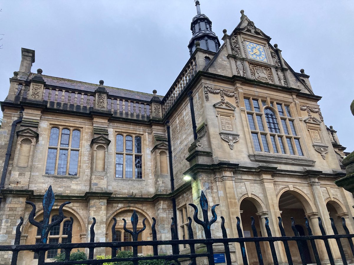 I feel enriched &amp; enthused- what a stimulating, inspiring, and truly international conference! <a href="/PremodernTrust/">Trust in the Premodern World Conference</a> <a href="/UniofOxford/">University of Oxford</a> 
Thank you for inviting me to deliver one of the keynote lectures ☺️
Impressive work by many ECs- the future of #MedievalStudies is bright #medievaltwitter