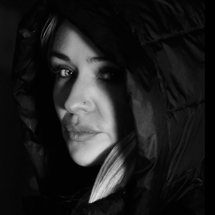 Wow and thank you. Strangers by our beautiful <a href="/TheRealBonneer/">Bonneer</a> is #40 on iTunes Ireland top 100 songs chart. popvortex.com/music/ireland/… #iTunes What a fab day🦾Great work <a href="/KateOLoughlinx/">Kate</a> &amp; <a href="/JawdropperMusic/">Jawdropper Music</a> 
 #NewMusicAlert #BrandNewMusic #NewMusic2023 #IndependentMusic #Strangers