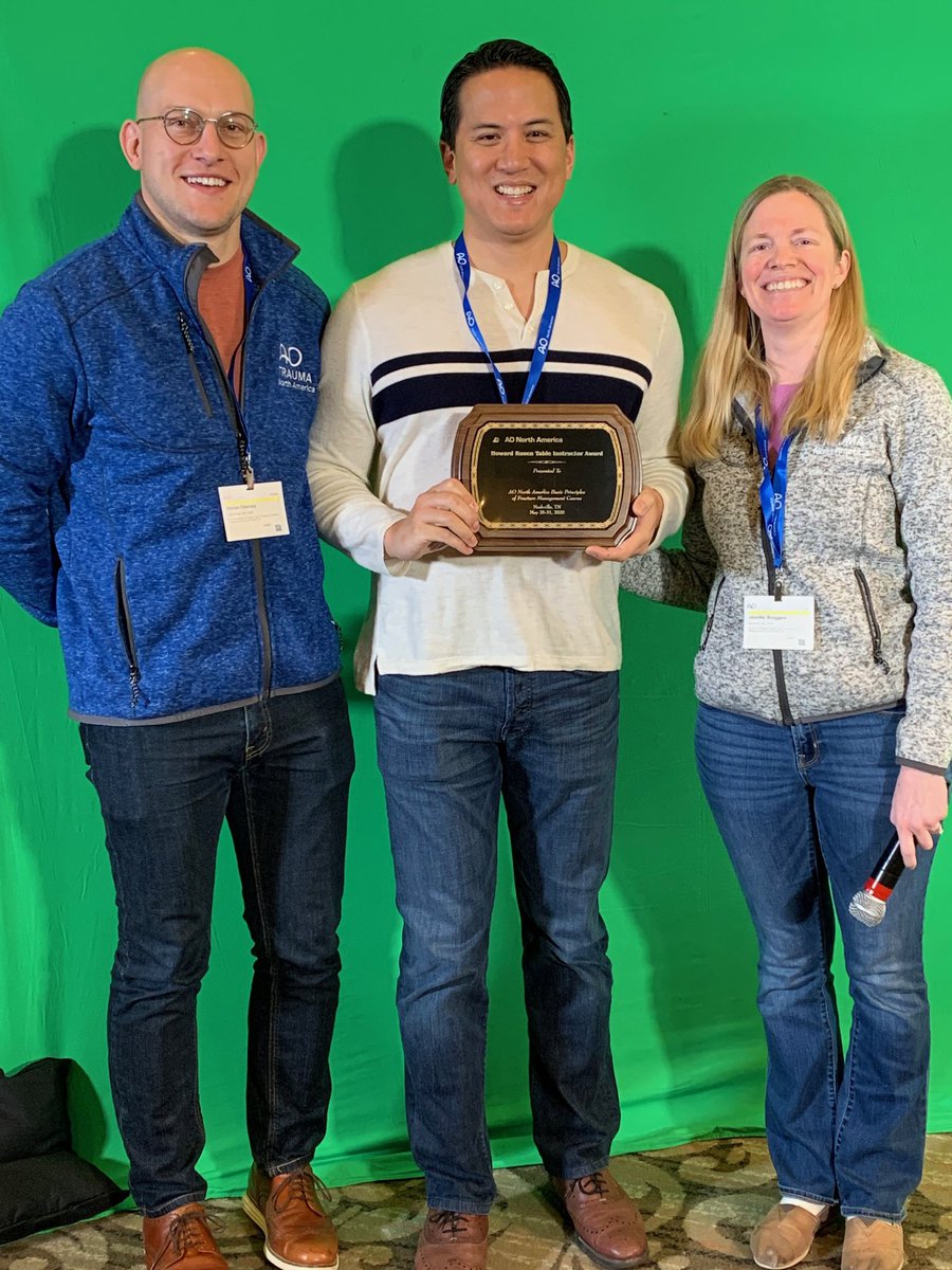 It was hard to choose from so many great faculty, but a huge congrats to <a href="/danielchanortho/">Daniel B. Chan, MD</a> taking home the Rosen Award for best table instructor. He brought great energy and teaching all weekend long. (2/3)