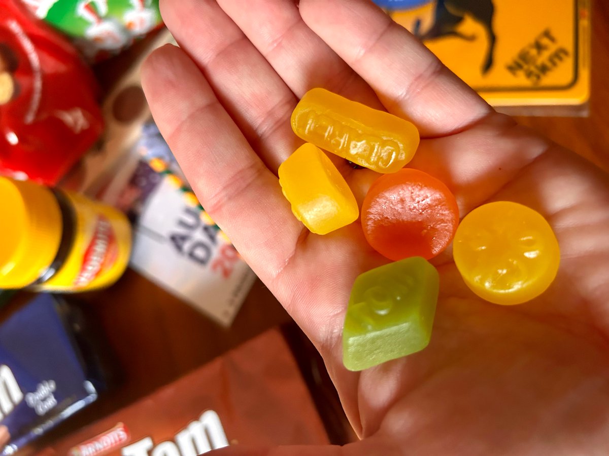 reenactedpod's tweet photo. Many thanks to our man down under @Purple_Wyrm who lovingly sent the pod this incredible/tasty care package. Close iOS of wine gums &amp; massive swan magnet (I hear things are bigger in Oz) https://t.co/rDA7cr9yJX