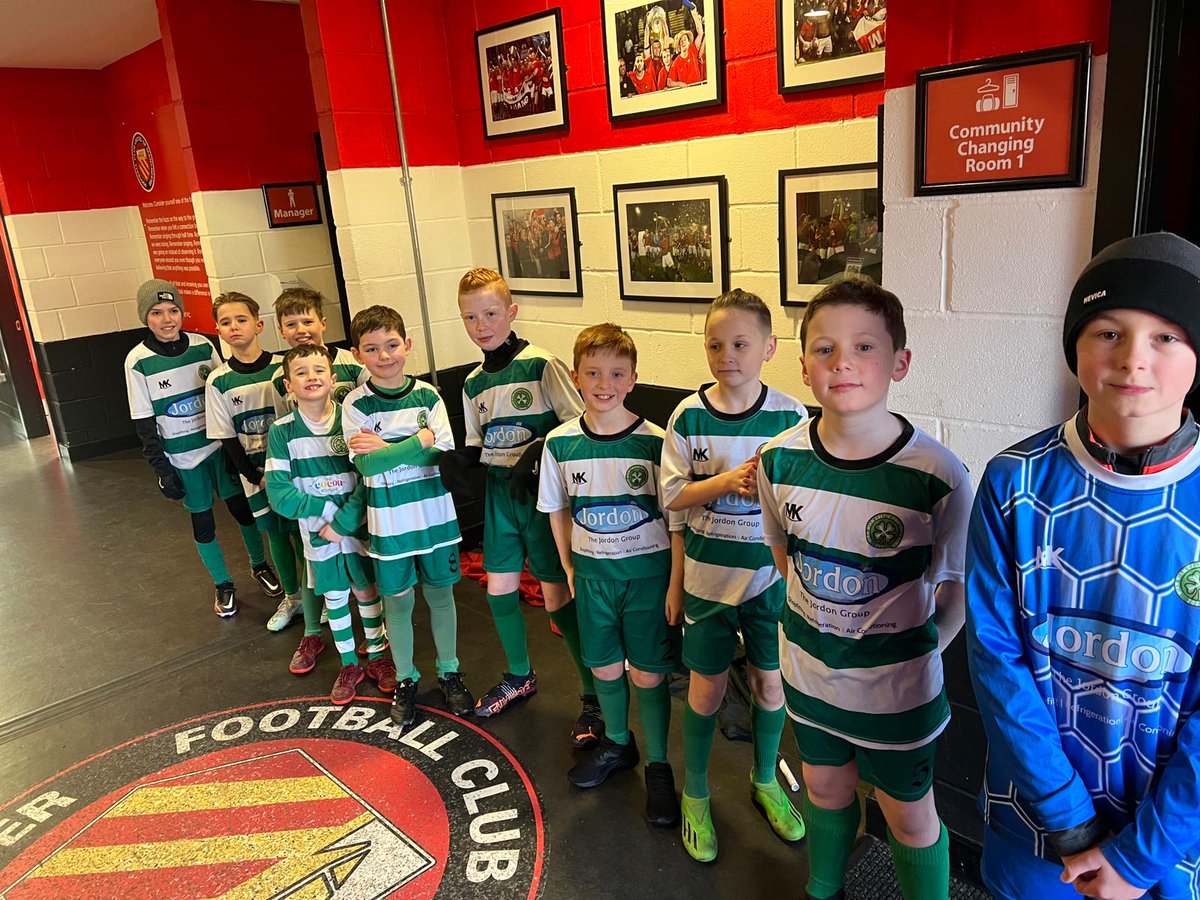 giblin74's tweet photo. @FCUnitedMcr @TomConroy9 Thanks for having us as mascots. The lads had a fantastic day. 
 Miam Miam Hoops U10 https://t.co/9flKNdXISJ