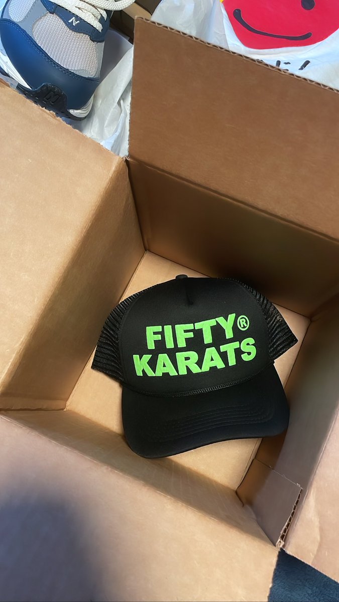 MirLagerfield's tweet photo. Friends &amp; Family Package from @FiftyKarats 💎 @sir_fetti https://t.co/OvOt48OAbj