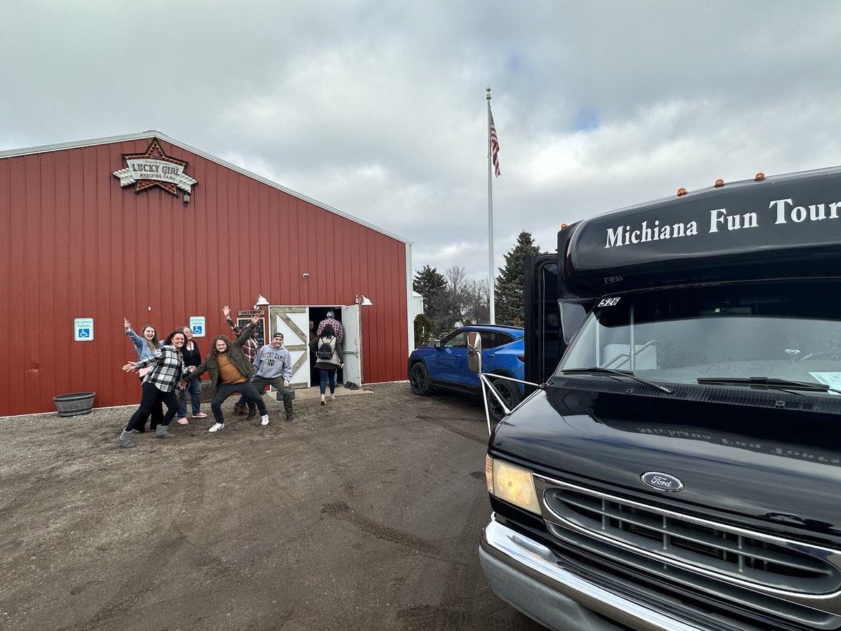 JohnPanganiAT's tweet photo. Paw Paw, Michigan is a place to be and michianafuntours will take you there! https://t.co/iFHRa7JymO