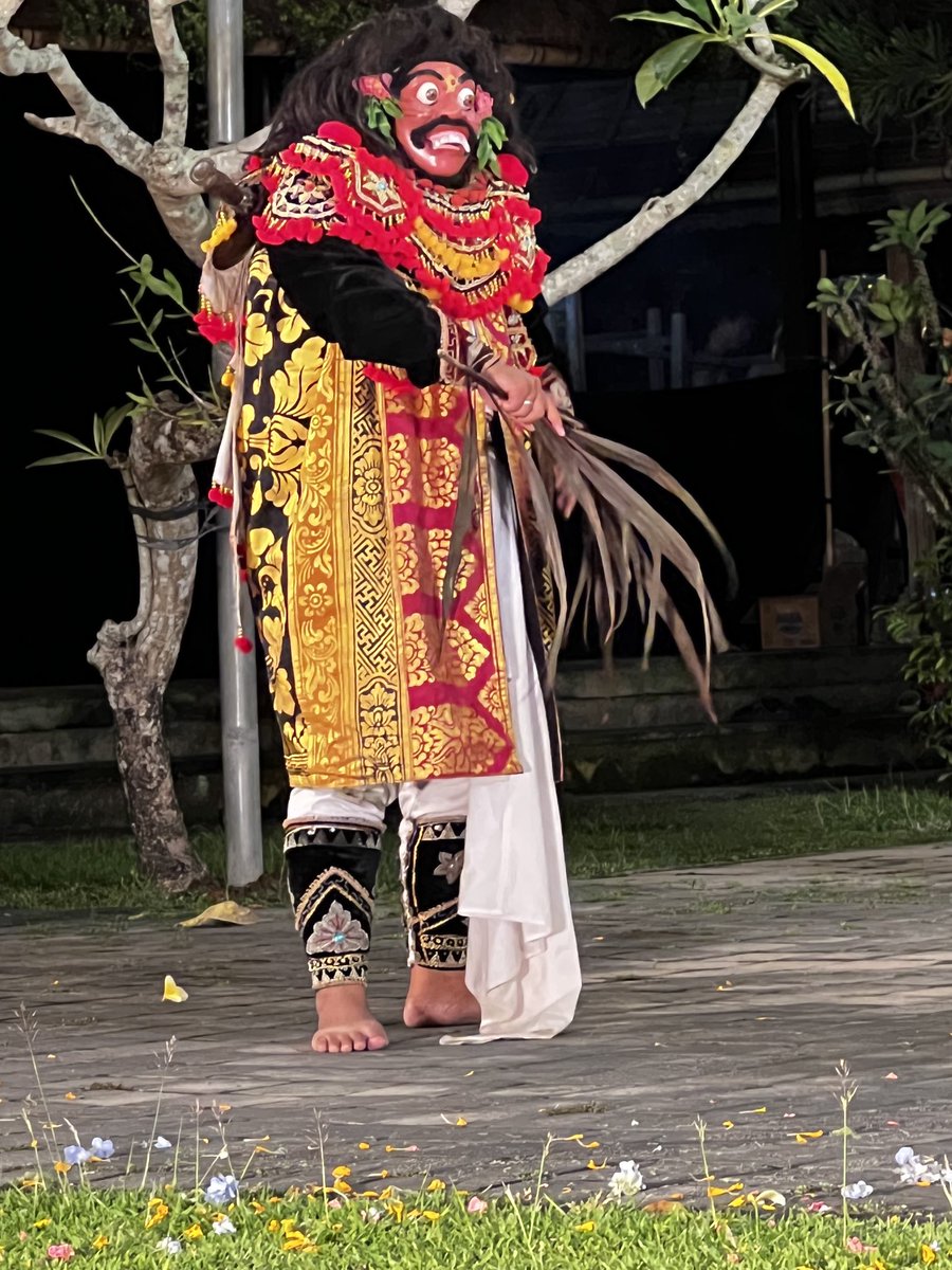 dMarieGoff's tweet photo. #explorebali #seminyakbali #baliholiday #baligasm #kuta #baliindonesia #canggubali #balitrip #lombok #ubudbali https://t.co/ud6bkiH8Yc