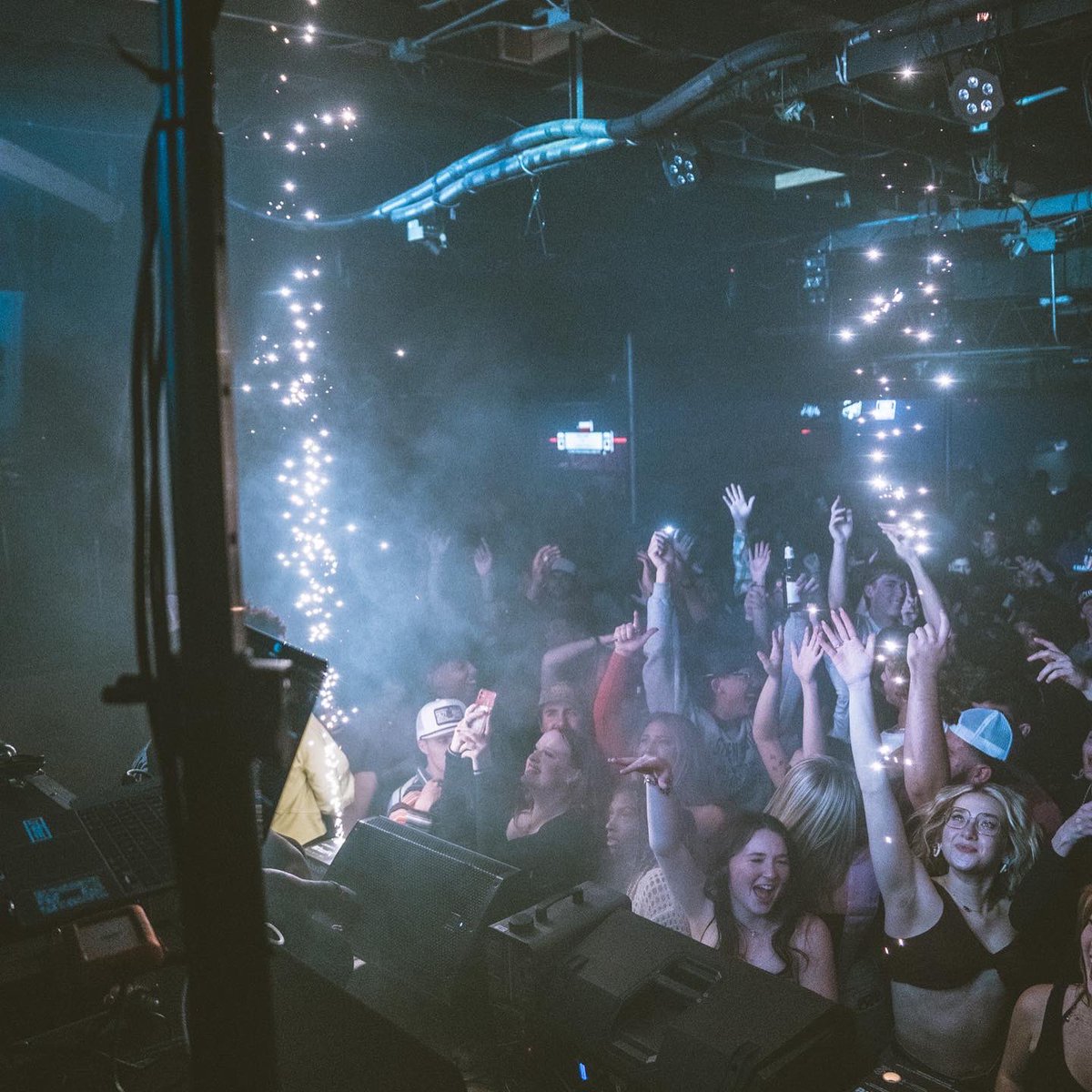 allthingsrnb tweet media