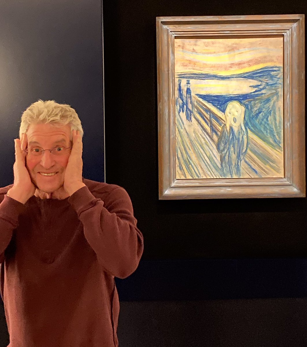 joelsm's tweet photo. What Is The Idiot Munching On In #Oslo? When The Idiot didn’t see original versions of Edvard Munch’s “The #Scream” at the ongoing exhibition of his paintings at the Musée d’Orsay in #Paris, he flew to #Norway. https://t.co/vHtET6aujV #travel #TheMunch #Art https://t.co/I265j0VNvL