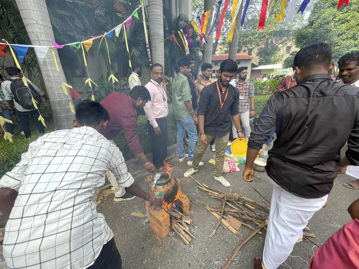PrabhuShankarnd's tweet photo. We Celebrated Pongal at Loyola-ICAM College of Engineering and Technology π«
Itβs the time to Thank Nature and our Farmers during this Harvest Season πΎ
We Wish you all a Happy Pongal!
#Loyolaicamcollege
#LICET
#LICETPongal
#LICETPlacecom
#licetindustrycommittee https://t.co/Y36NwOxyU4