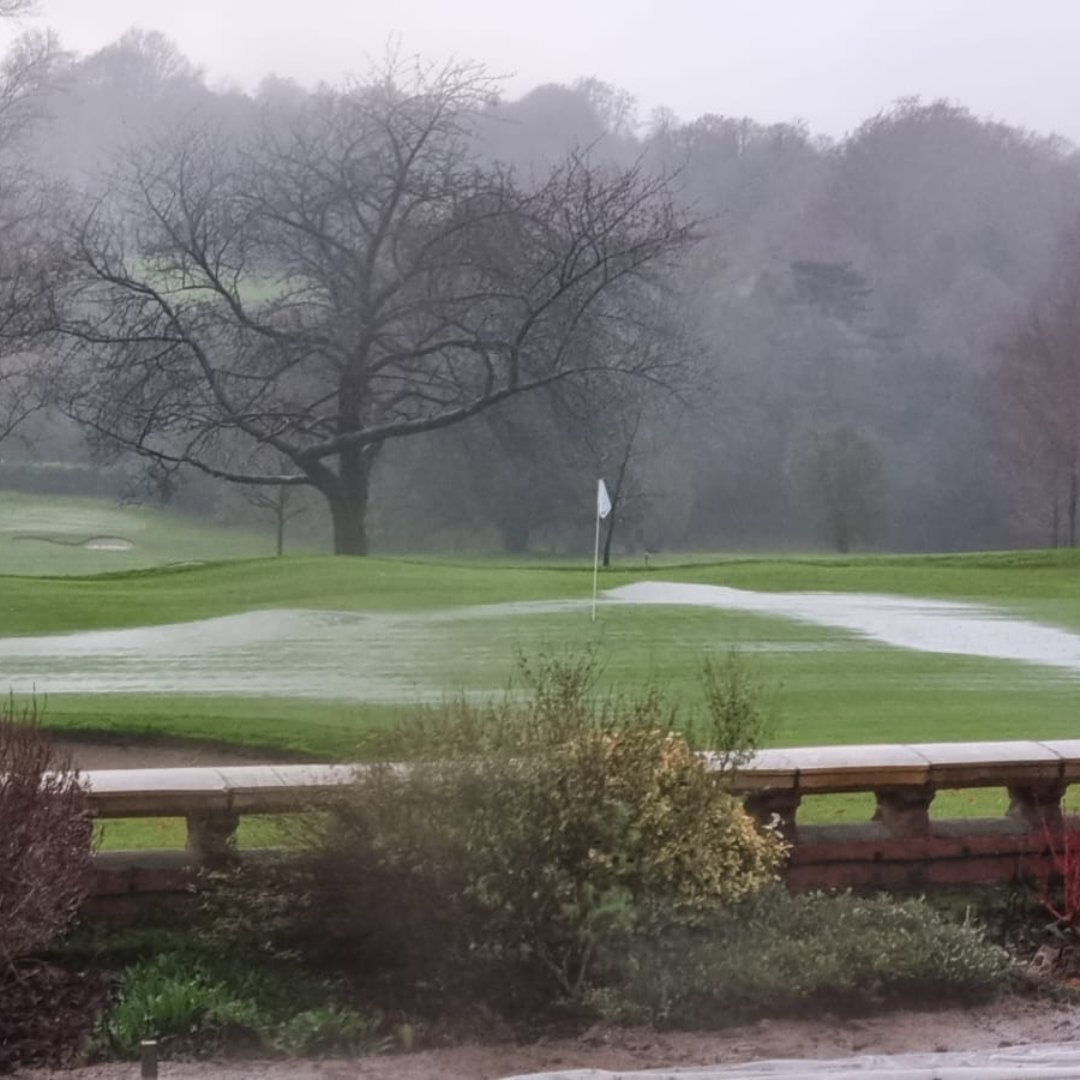 We’ve seen all sorts of weather over the past month ❄️🌧 

Summer golf is getting closer… ☀️

#twgc #golfcourse #golfclub #surreygolf #golfphotography