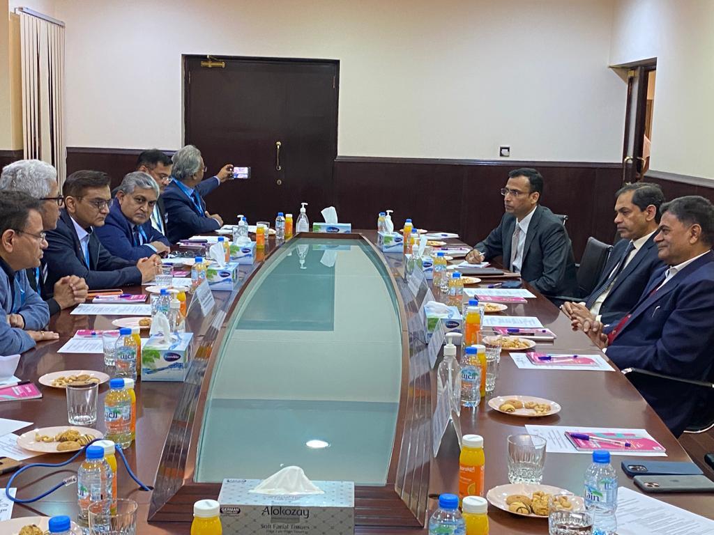 ACME Group Chairman Manoj Upadhyay and COO Sandeep Kashyap along with Hon'ble Cabinet Minister (Power, MNRE) Shri Raj Kumar Singh during a Confederation of Indian Industry interaction hosted by Ambassador of India to UAE H. E. Sunjay Sudhir in Abu Dhabi #AbuDhabi