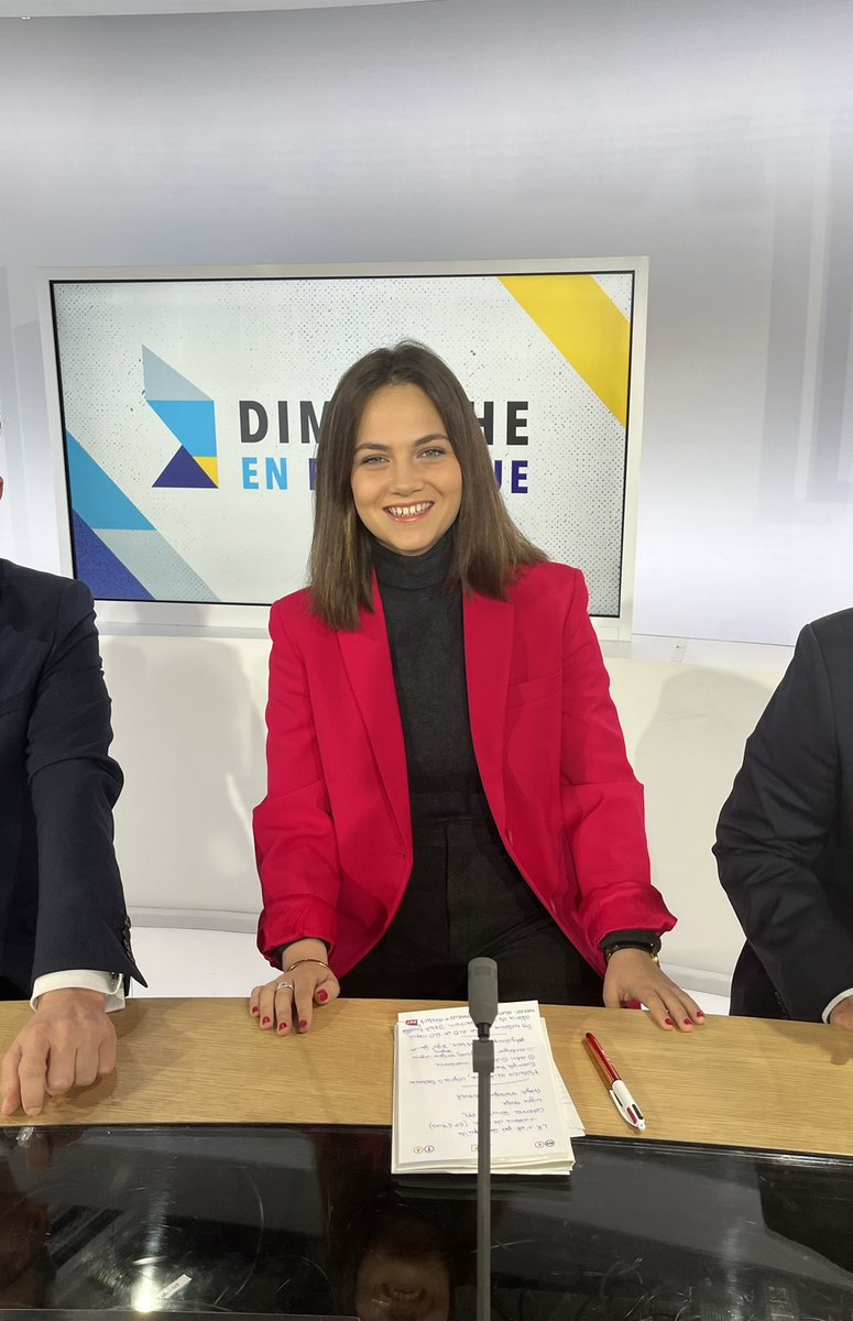 A demain 11h30 sur <a href="/F3PoitouChtes/">France 3 Poitou-Charentes</a> dans <a href="/DimPolitique/">DimancheEnPolitique</a> pour le débat entre candidats de la 1ère circonscription de Charente #legislativepartielle