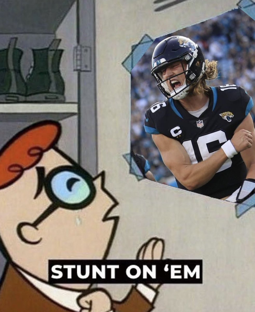 WILLIAM TREVOR LAWRENCE PLAYS FOOTBALL TODAY