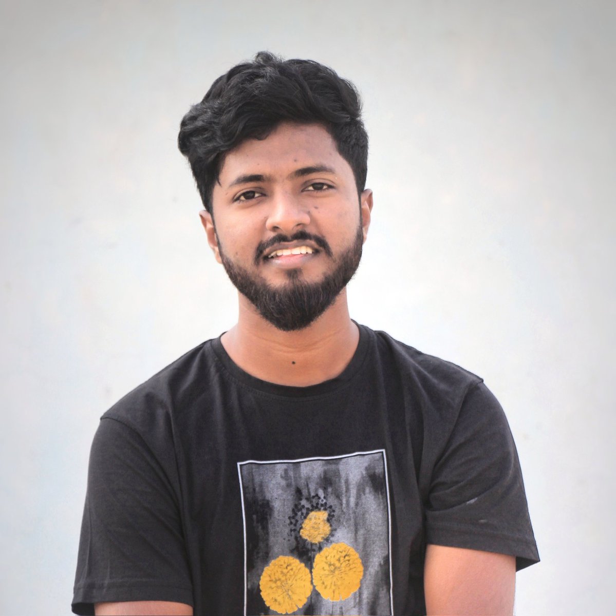 SishDinar's tweet photo. #NewProfilePic https://t.co/ly6oyuau25
